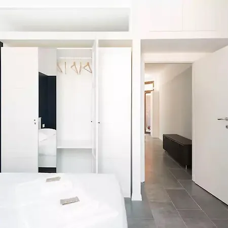 Apartamento Meta Italy Via Trivulzio
